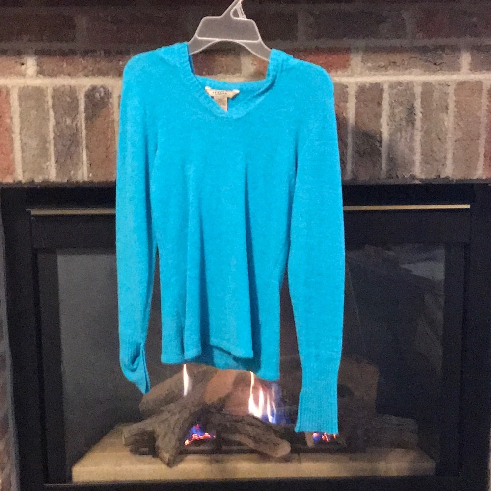 Girls hooded sweater